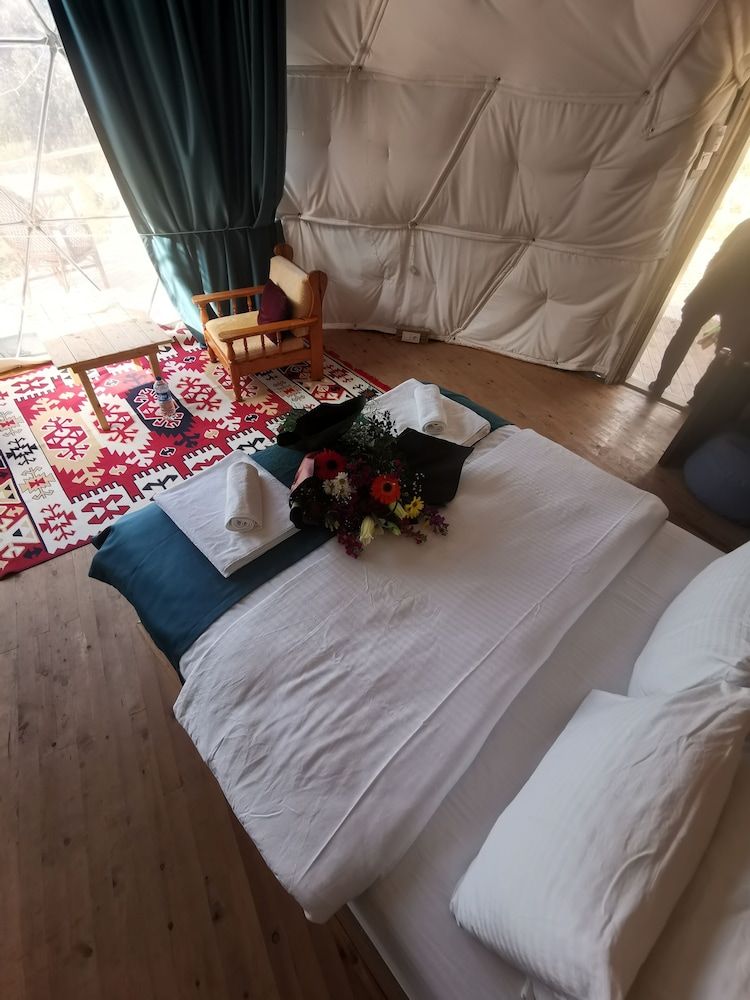 Türkdomes Glamping Honeymoon Double or Twin Room 3