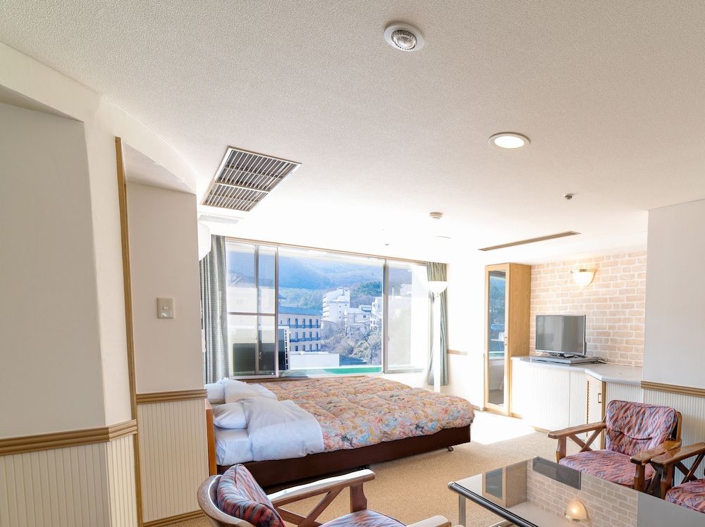 Japanese Western Style (12.5 Tatami Mats and Twin Room), Yubatake Side Smoking