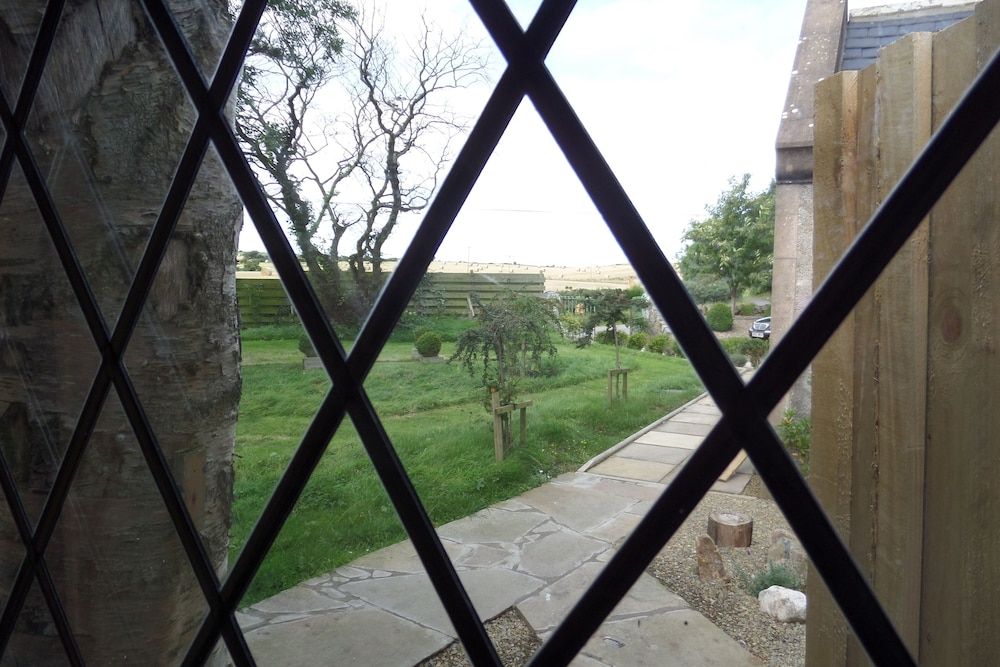 Charming 1-bed Garden Lodge in Boyndie, Banff