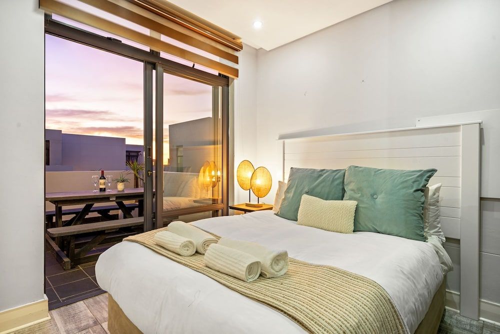 undefined Eden On the Bay 231 10