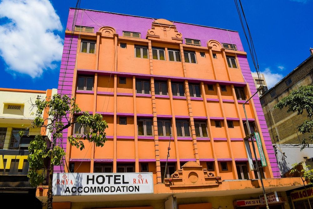 Raya Hotel