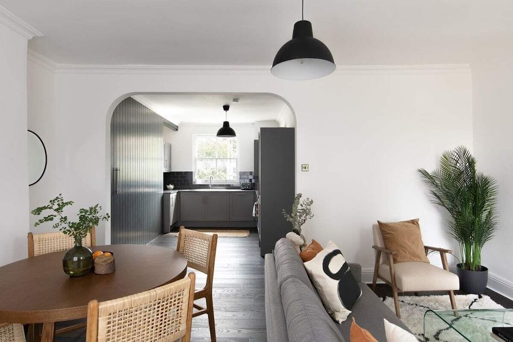 undefined The Camberwell Retreat - Alluring 2bdr Flat With Garden