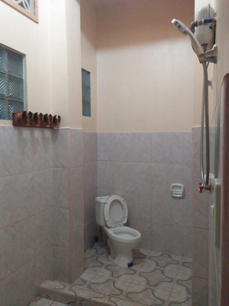 1-bed in a Shared Dormitory, Mixed Dorm (3 beds)