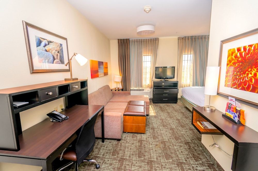 Staybridge Suites Houston IAH - Beltway 8 by IHG Studio Suite, 1 Queen Bed 2