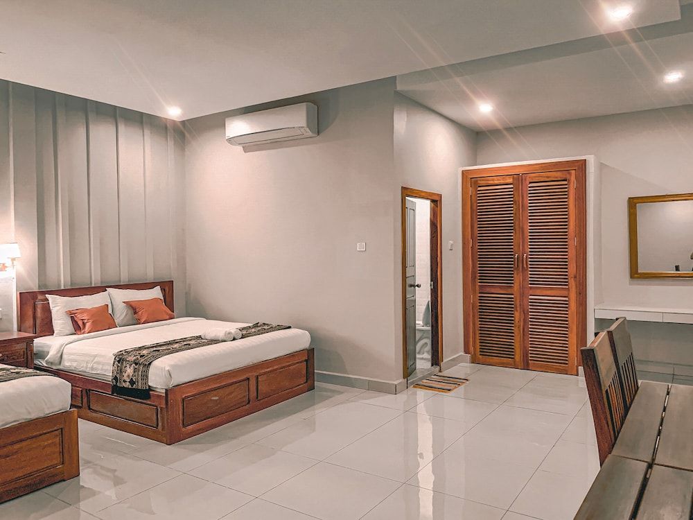 Montagne Regency Family Room 4