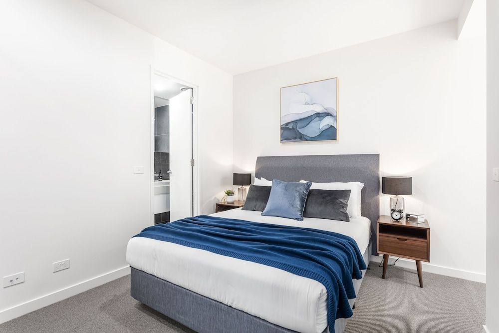 Two Bedroom Apartment With Parking