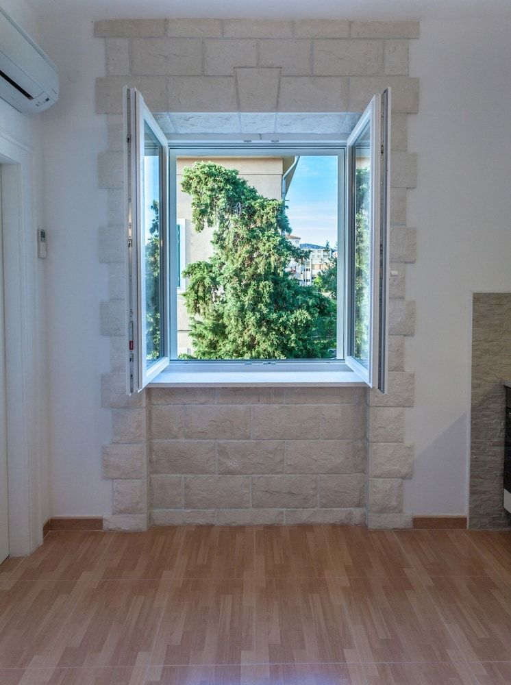 Classy Apartment in the Center of Split Apartment 5