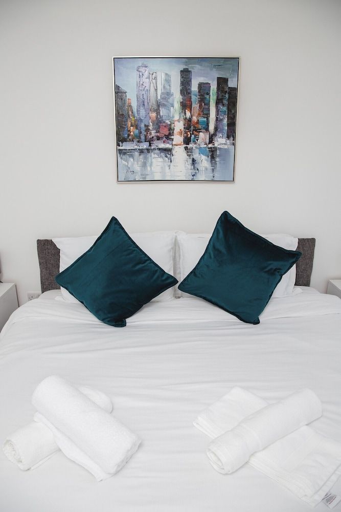 Apartment (2 Bedrooms)