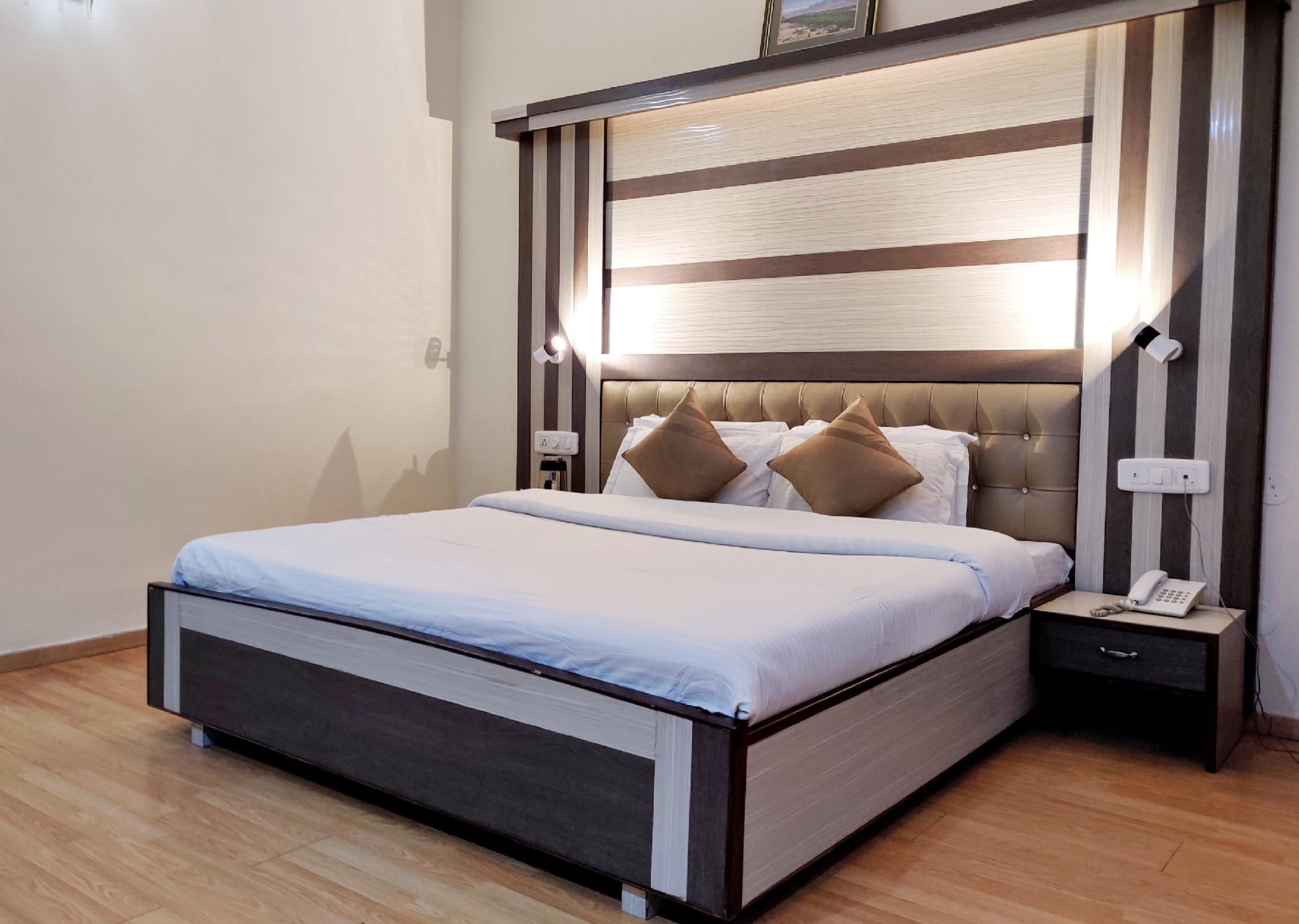 Classic Rooms