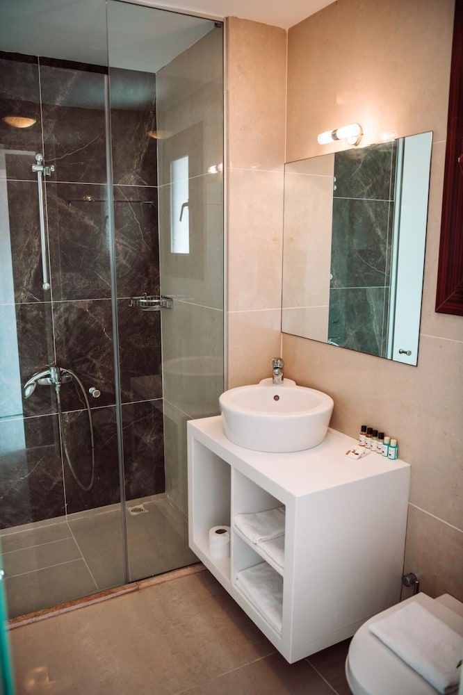 Amore Boutique Hotel Standard Room 5