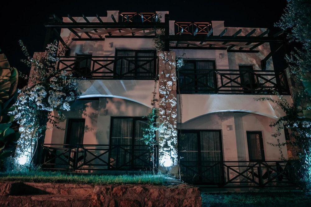 undefined Amore Boutique Hotel 4