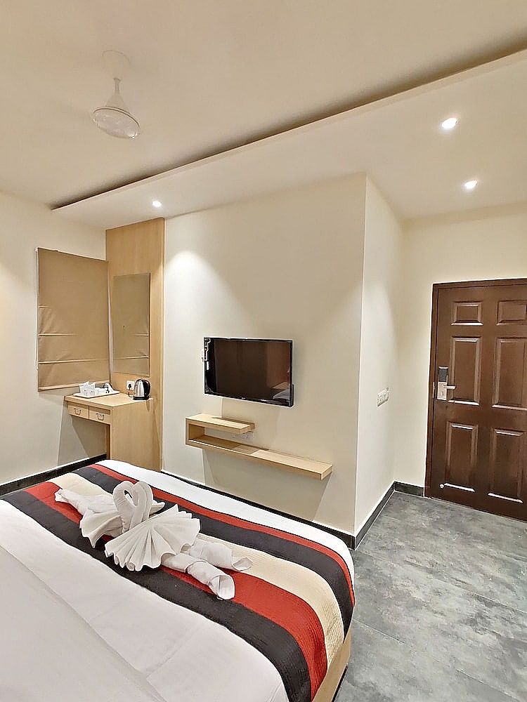 Hotel Dua Grand Deluxe Room 5