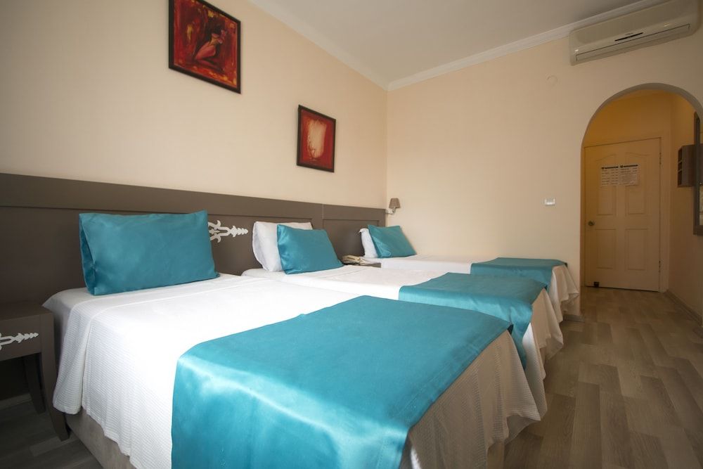 Sky Vela Hotel - All Inclusive Standard Triple Room 2