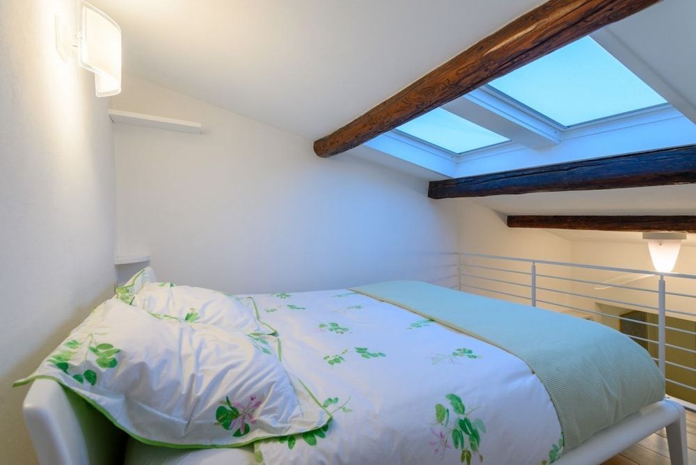 undefined Apartments Florence - San Lorenzo Market