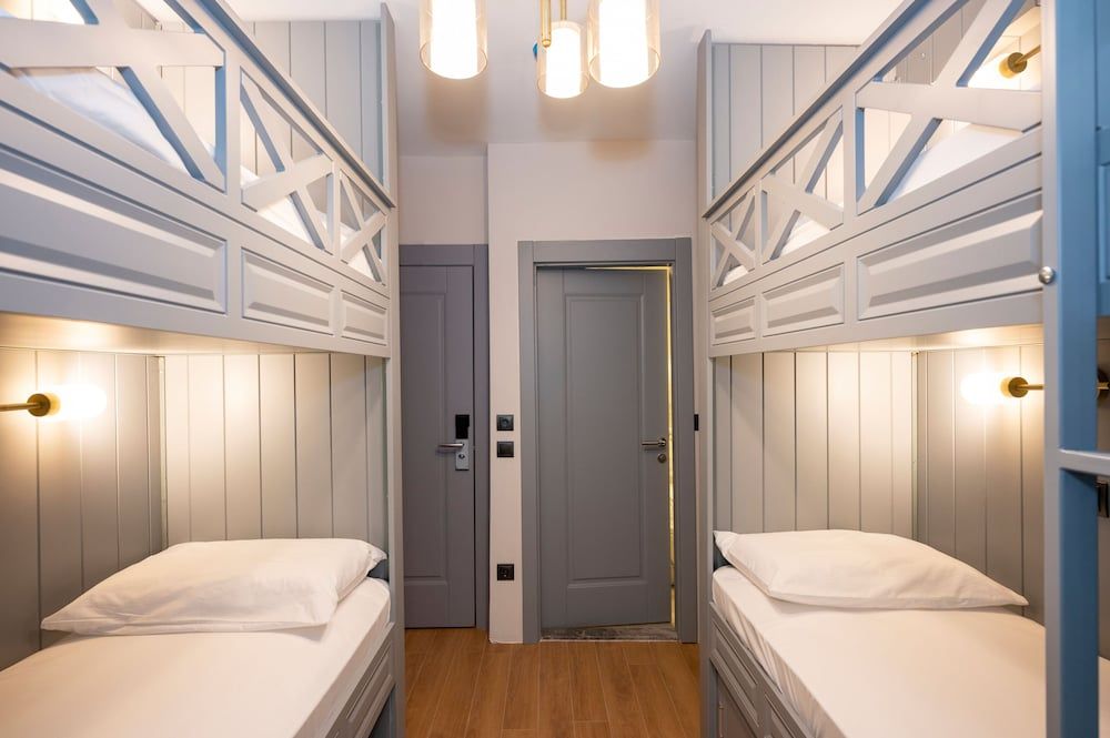 undefined Lynda Hotel - Special Class