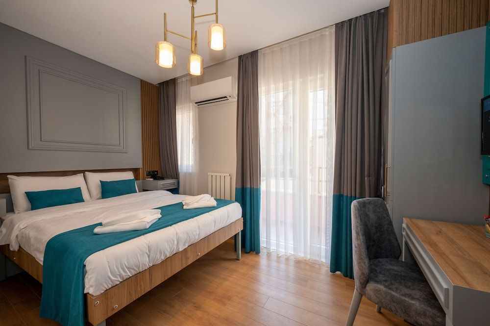 undefined Lynda Hotel - Special Class 4