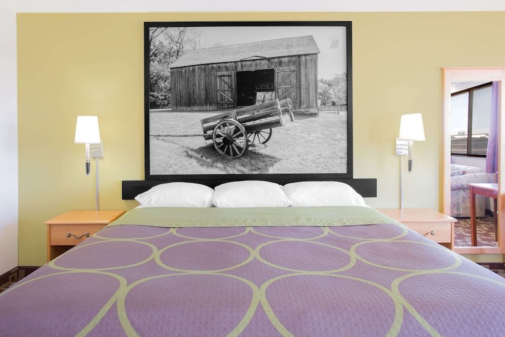 Suite, 1 King Bed, Non Smoking