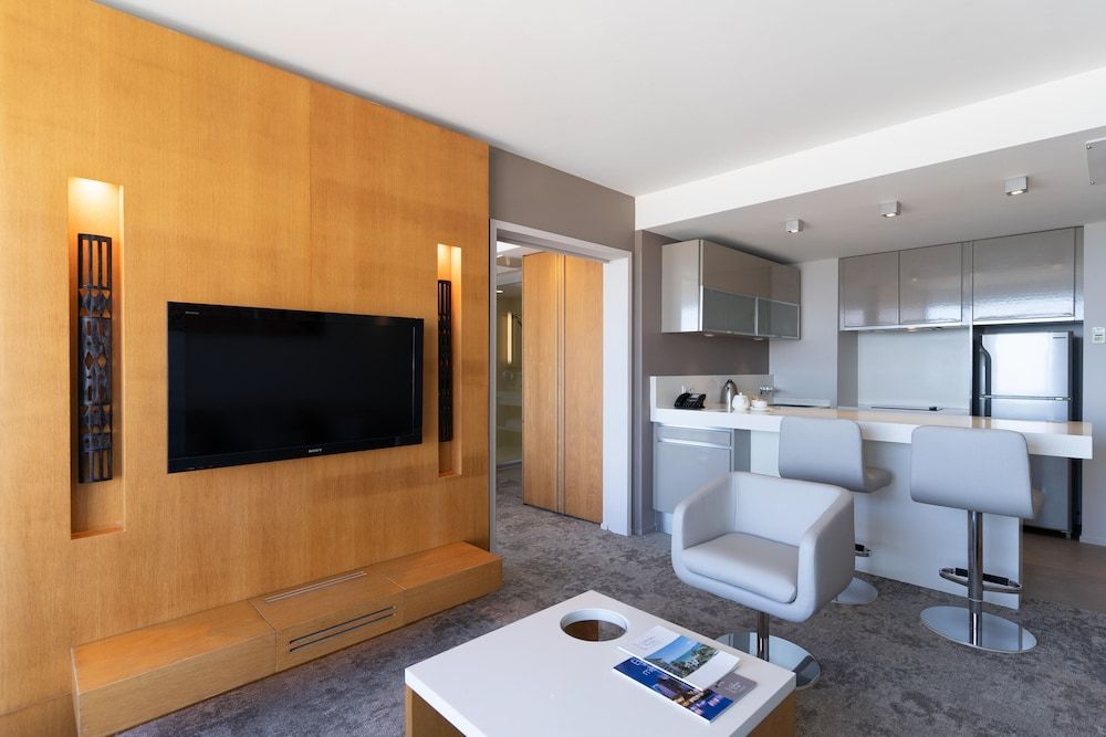 Chateau Royal Beach Resort and Spa Superior One-bedroom Suite 5