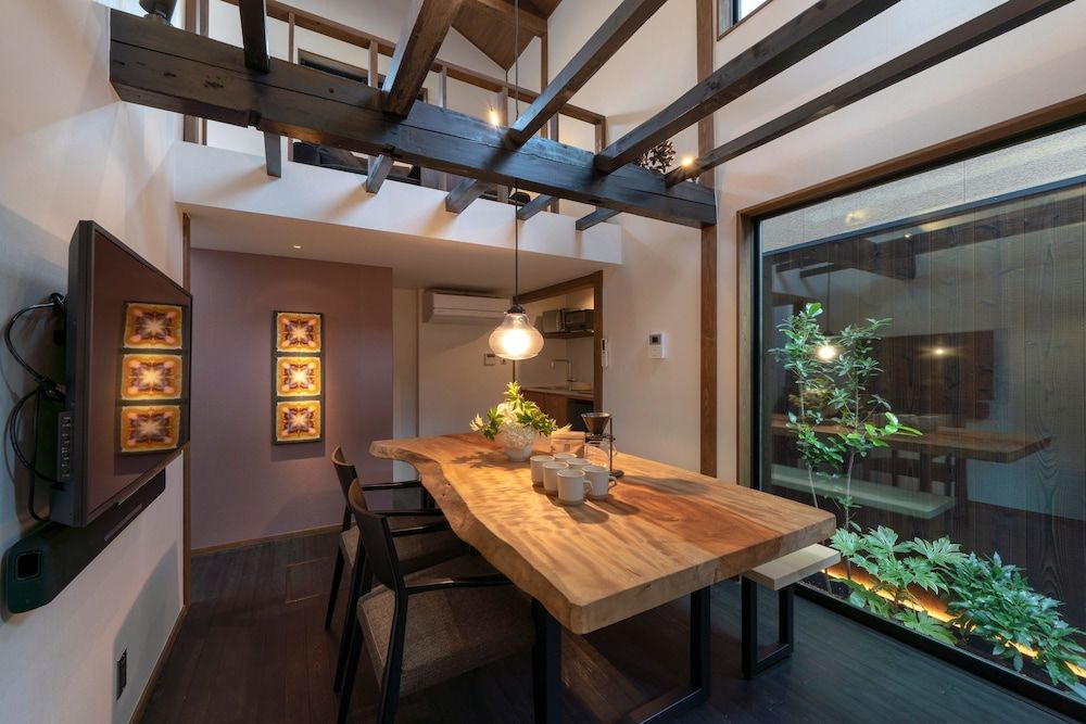 undefined Hinaya Higashiyama