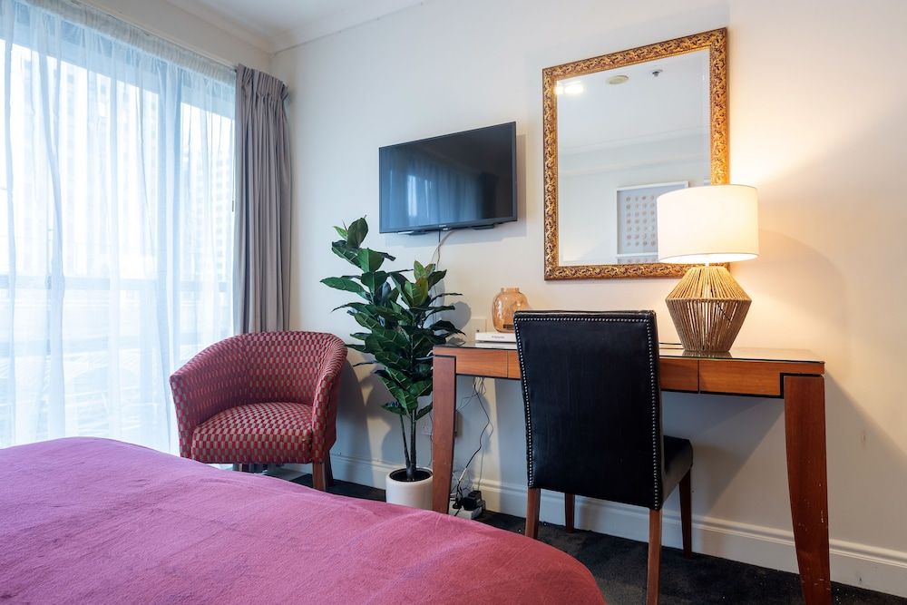 undefined Toodle's Stylish stay on Queen Street 8