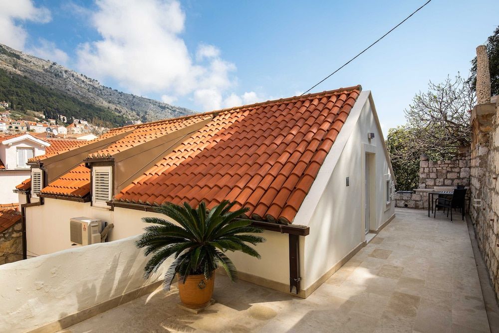 undefined Apartment Odin 7