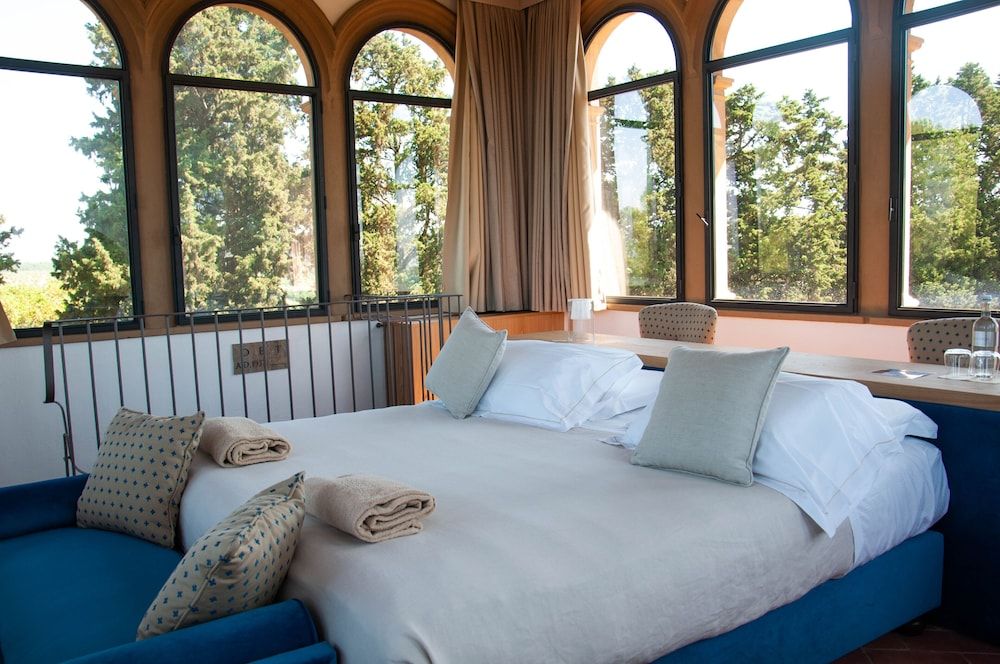 Panoramic Studio Suite, 1 King Bed