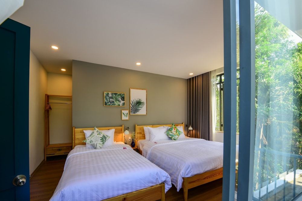 Family Room, Non Smoking, River View