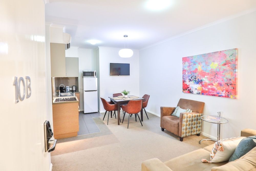 Indulge Apartments - Ontario Standard Apartment, 2 Bedrooms (Ontario) 17