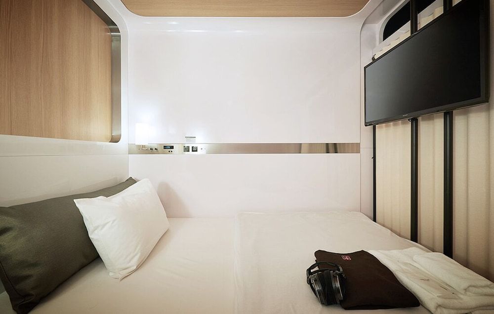 undefined First Cabin Nishi Umeda 7