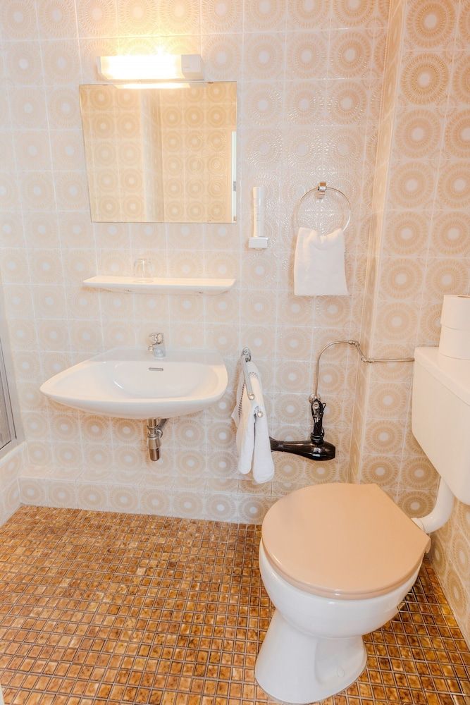 Gasthof Zur Linde Economy Single Room 3