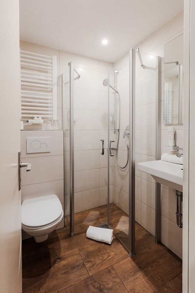 Gasthof Zur Linde Comfort Double Room 18