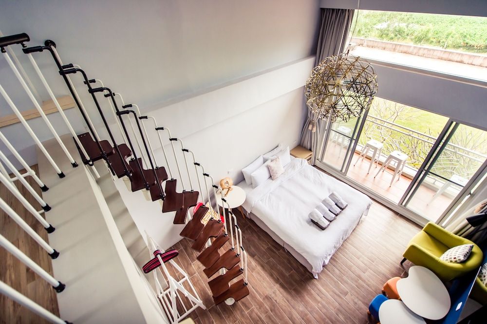 Miinnon Village Loft 11