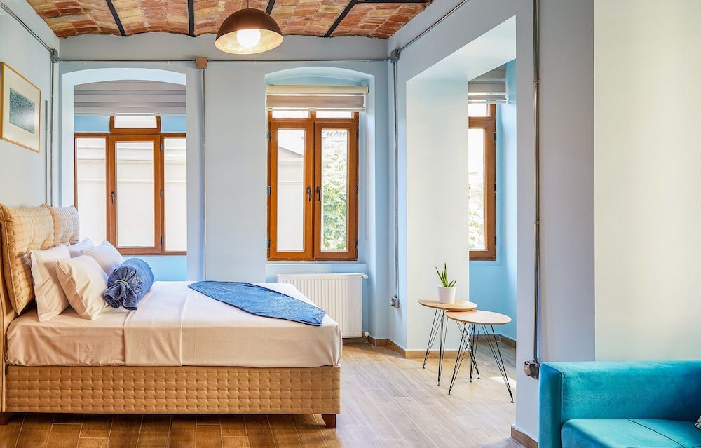 undefined No 8 Galata 2