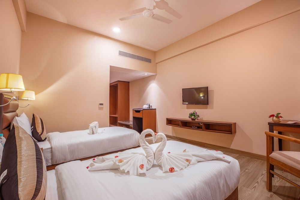 undefined The Lalita Grand 10