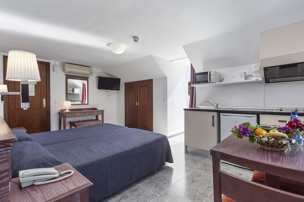 Deluxe Studio, Terrace