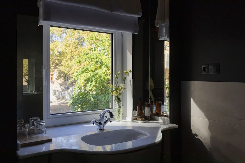 Unfound Door Design Double or Twin Room, 1 Bedroom 12