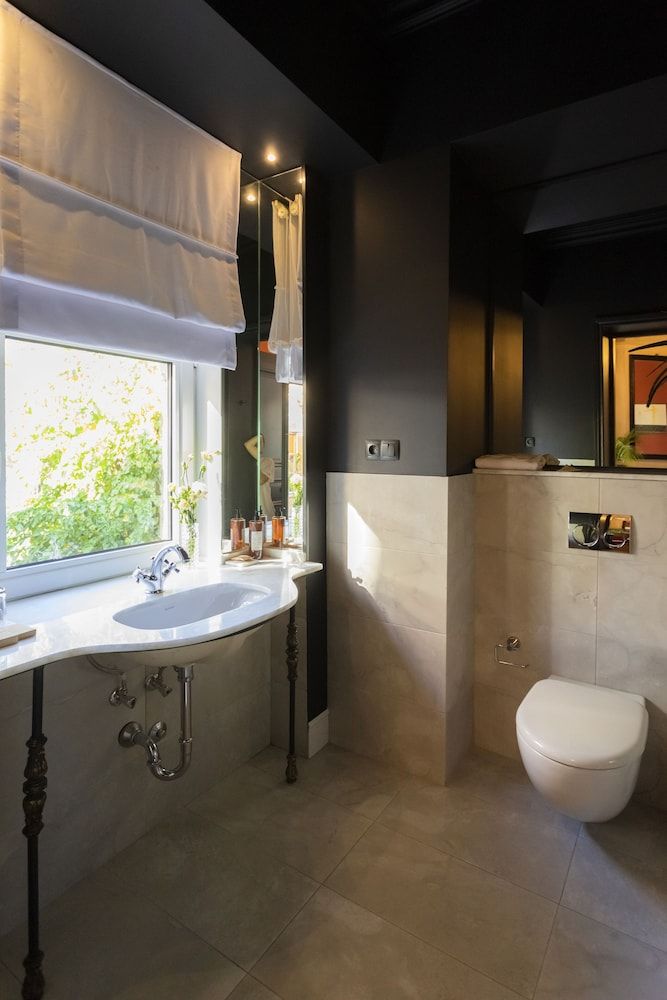 Unfound Door Design Double or Twin Room, 1 Bedroom 11