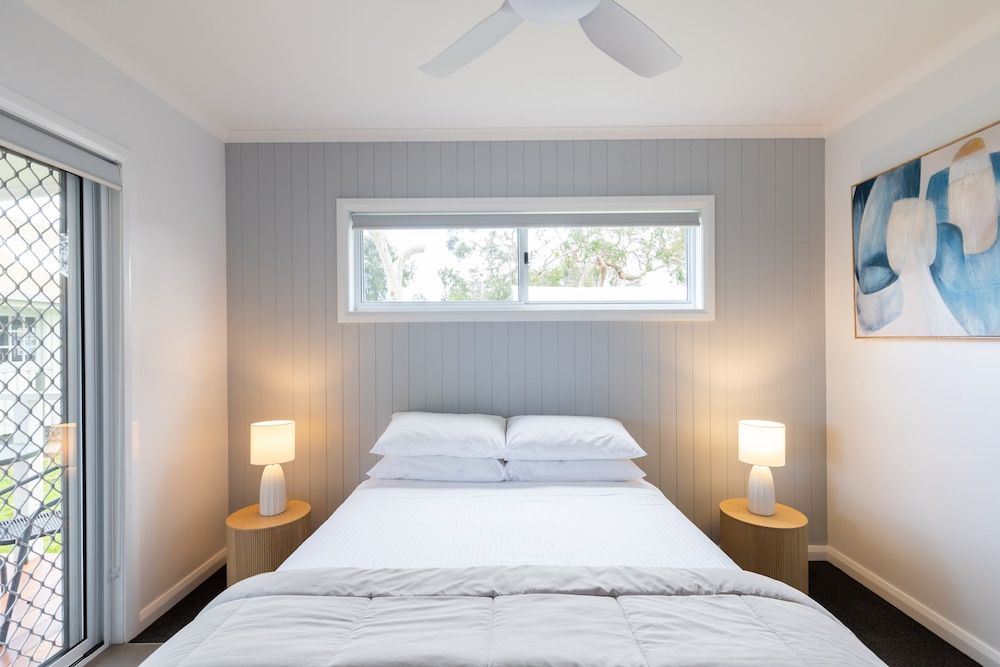 NRMA Phillip Island Beachfront Holiday Park Standard Cabin 2