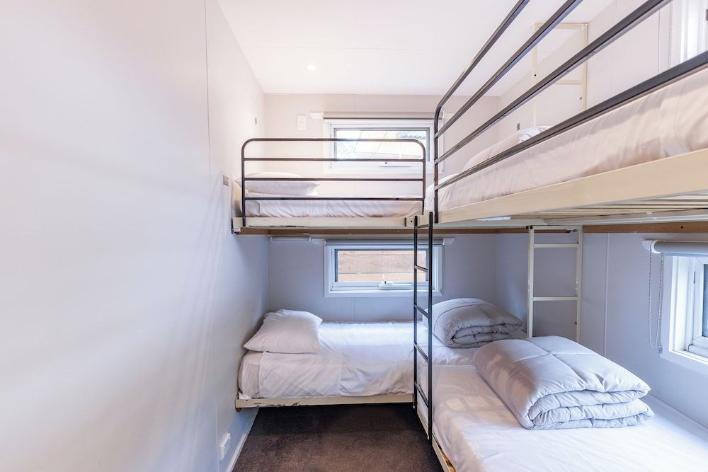Pelican Cabin