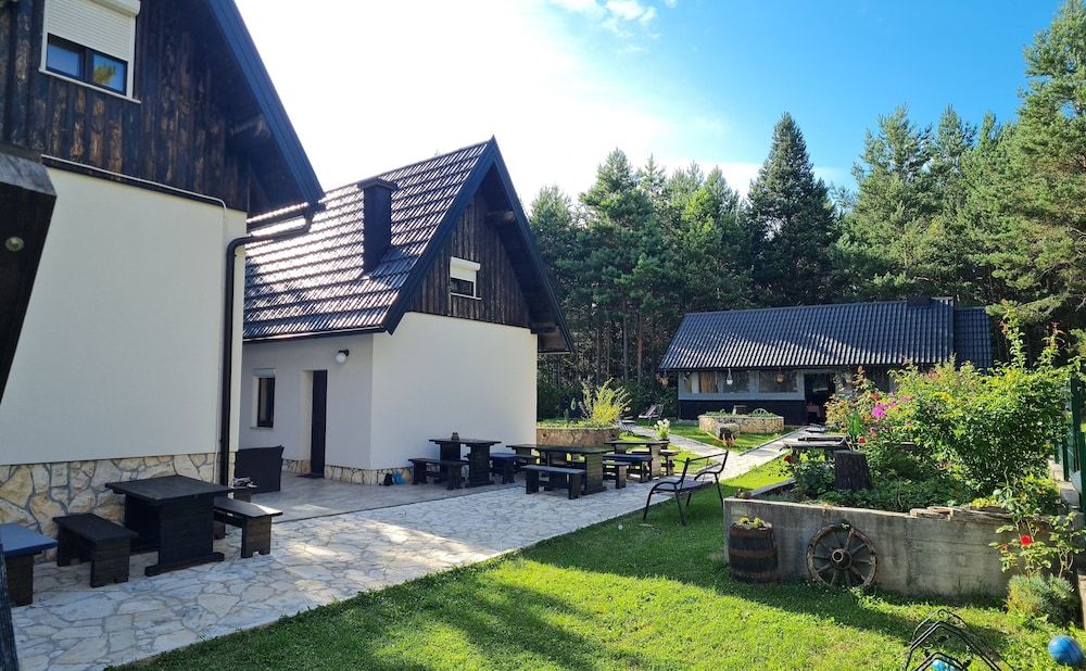 undefined House Maka 8