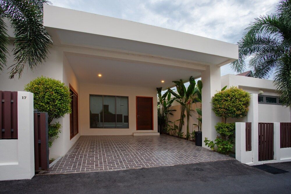 undefined Villa Karina 3