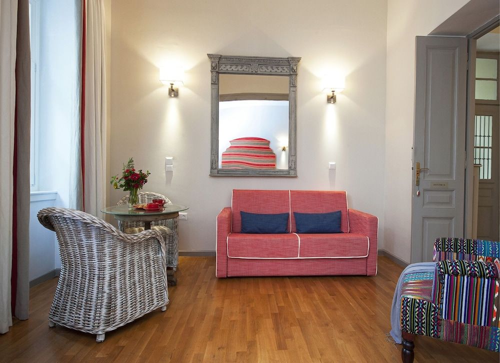 Acropolis TownHouseCo Suite, Patio, City View (Artemis) 5