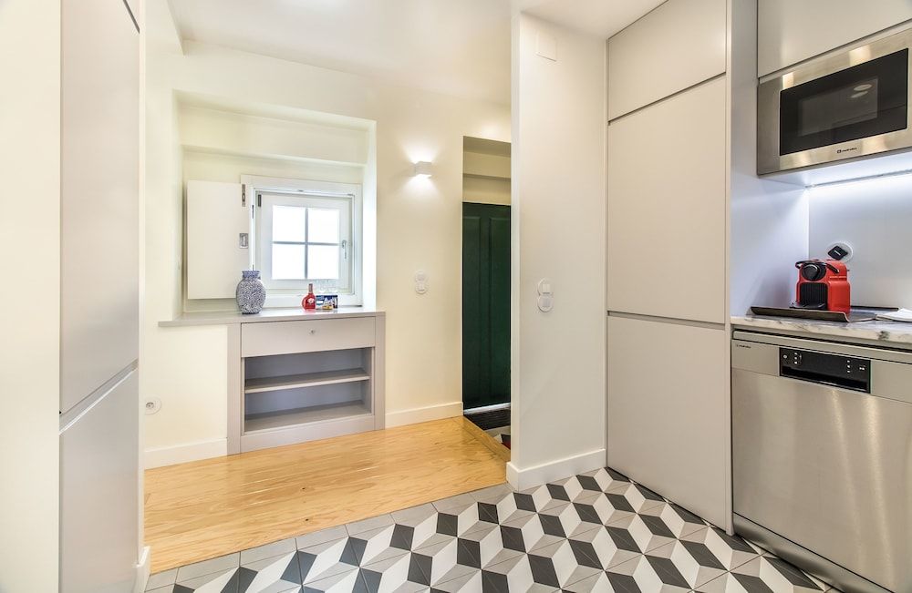 undefined Design Apartment in Typical Alfama 3