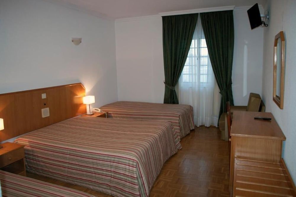 Family Quadruple Room, Multiple Beds, Non Smoking, Private Bathroom