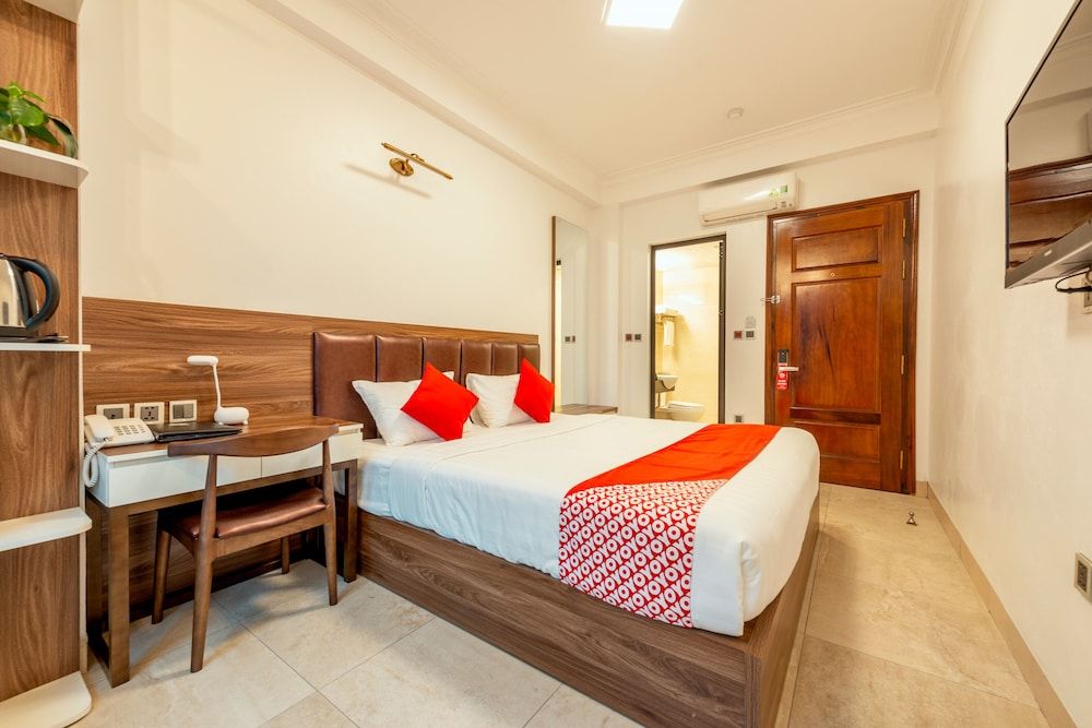 undefined Westlake Tay Ho Hotel 5
