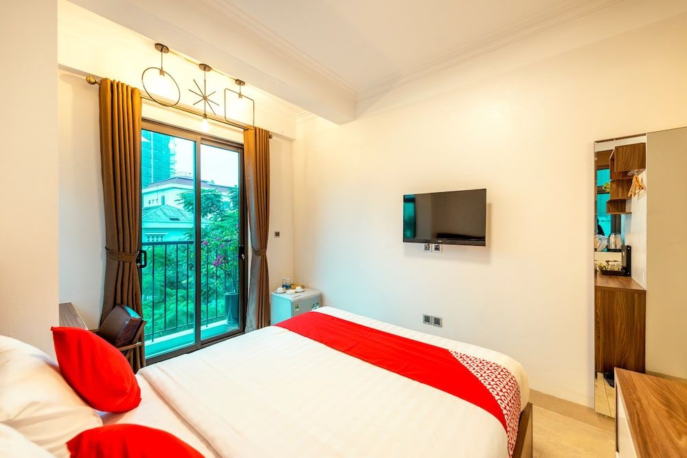 undefined Westlake Tay Ho Hotel 9