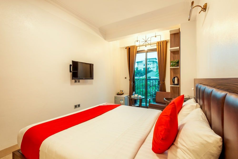 undefined Westlake Tay Ho Hotel 8