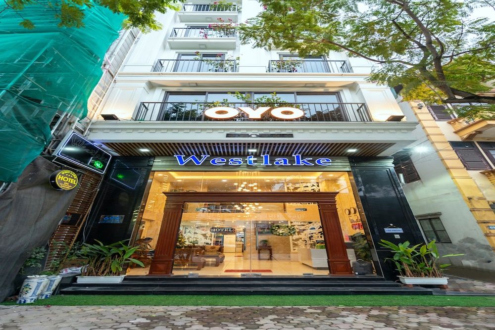 undefined Westlake Tay Ho Hotel 4