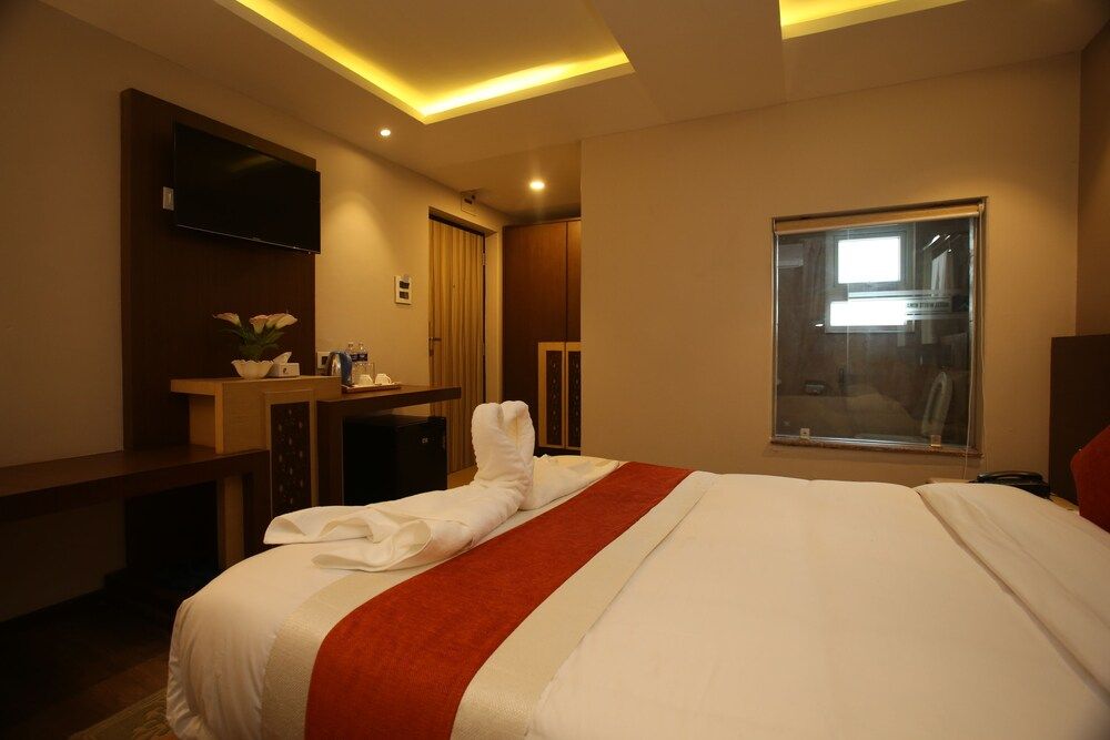 undefined Hotel White Himal 8
