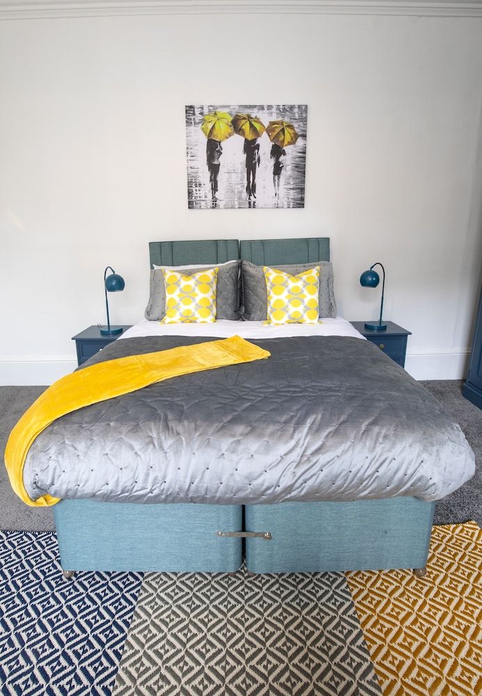 Standard Double Room, Shared Bathroom, City View